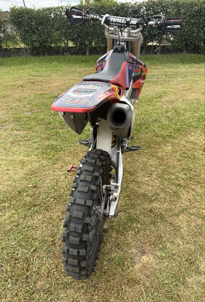 Honda CRF250R  ano “2007” Preço negociável.