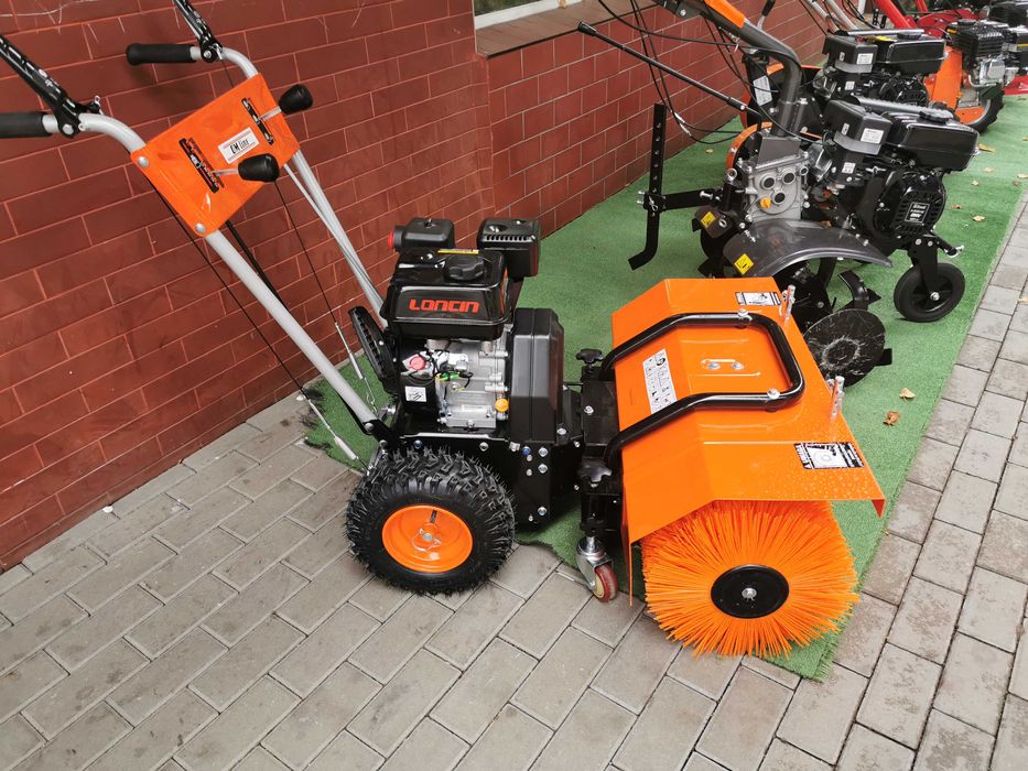 Zamiatarka Spalinowa OM LINE PKM 80 Oleo-Mac sklep Husqvarna Raty 0%%