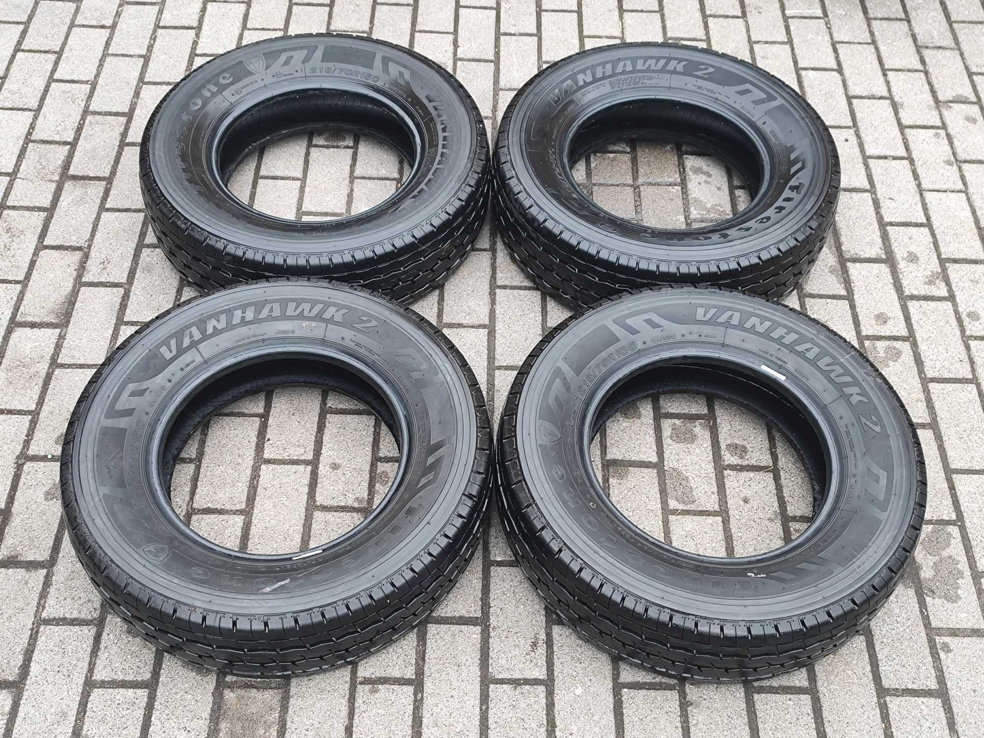 Komplet Letnich Oponn Firestone Vanhawk 2 | 215/70R15C |