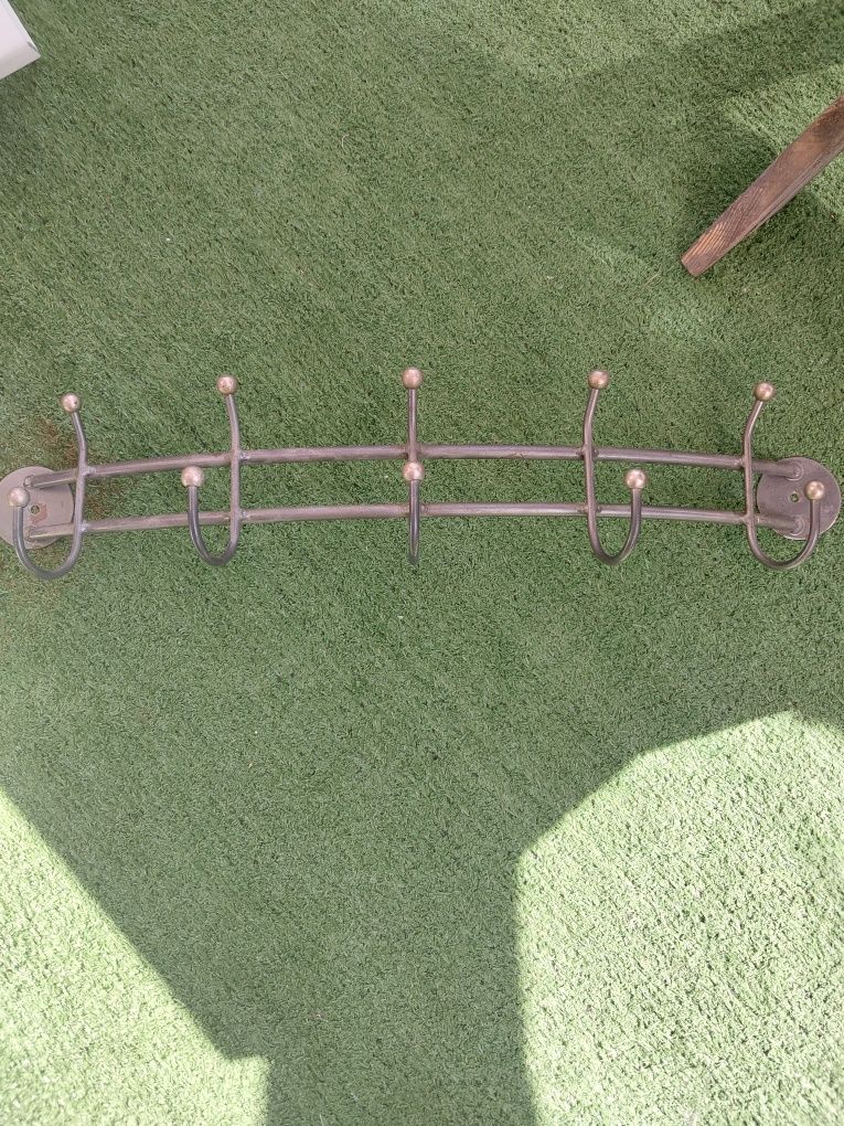 Wieszak metalowy na ubrania 50 cm