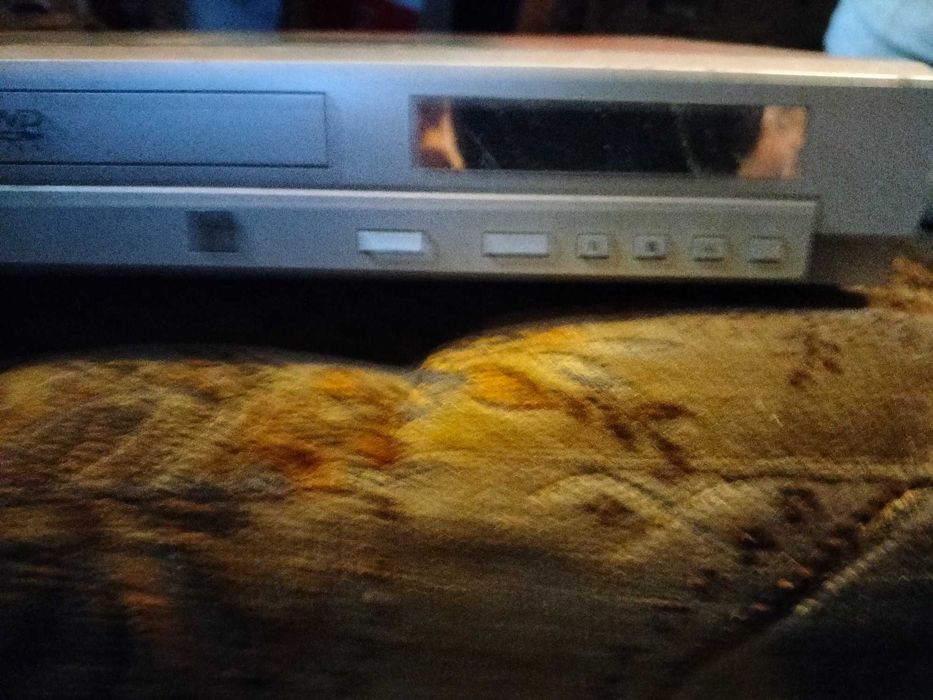 DVD odtwarzacz Grunding
