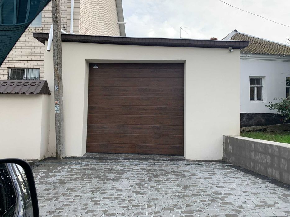 Секційні, рулонні, ролети, гаражні ворота в Новом Буге