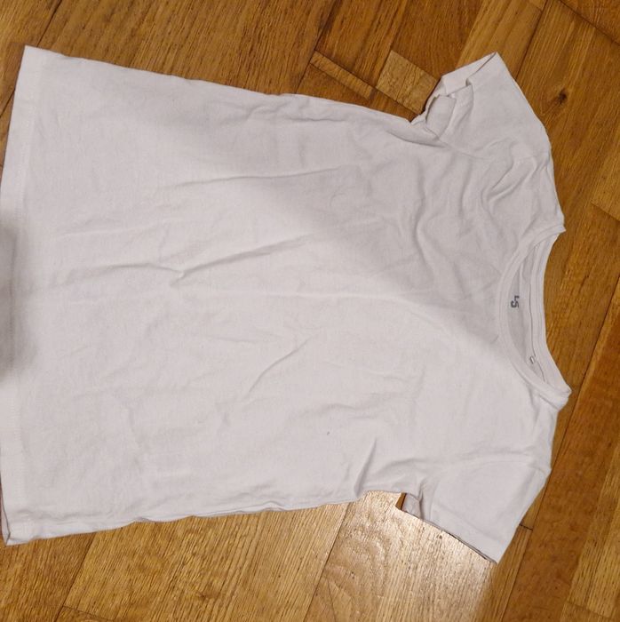 T-shirt dziecięcy unisex r.134 Lincoln Sharks