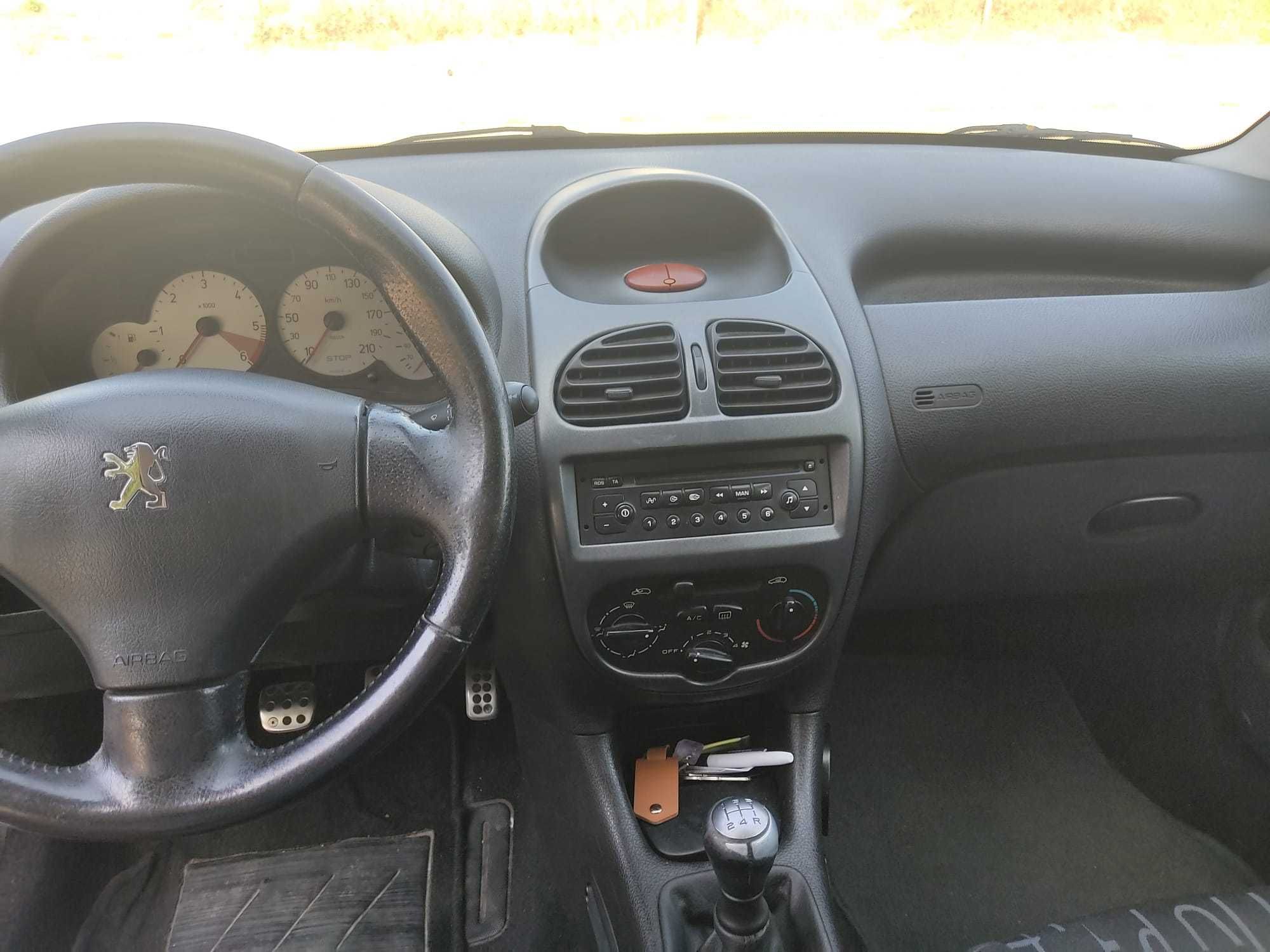 Peugeot 206 1.6 HDI - 110cv