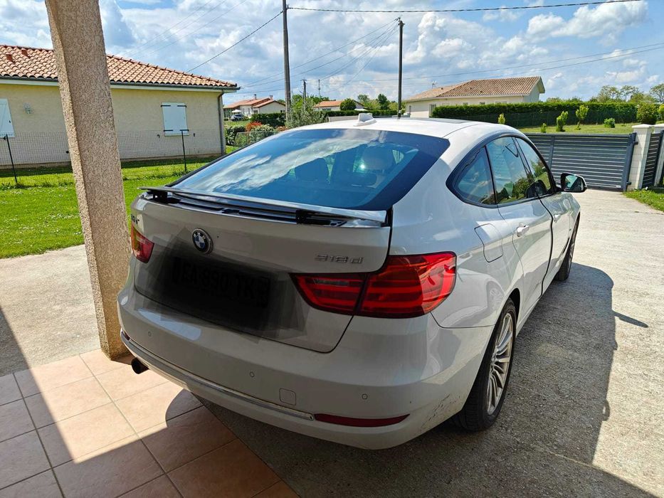 BMW 318 Gran Turismo