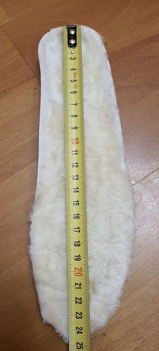 Кроссовки на меху(новые)39р.24, 5см