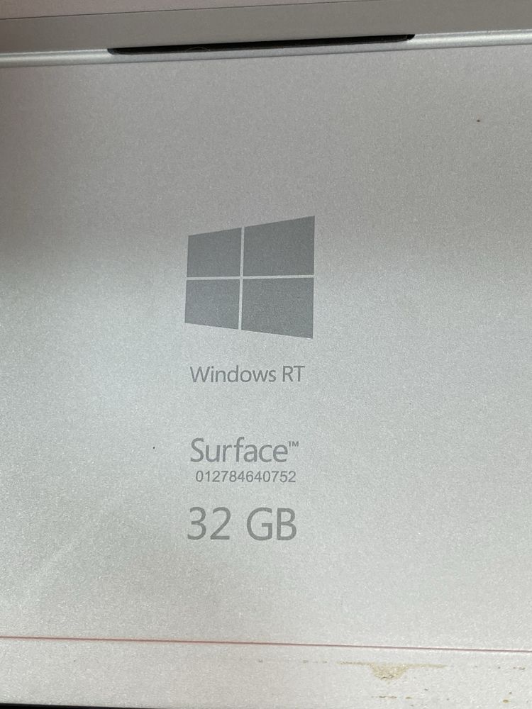 Microsoft Surface 2 “32gb”(model 1572)