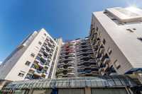 Penthouse T5 Duplex com vista rio em condominio privado Mota Galiza, P