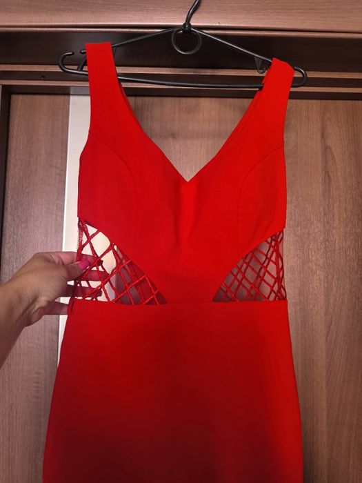 Нарядне випускне дуже гарне плаття