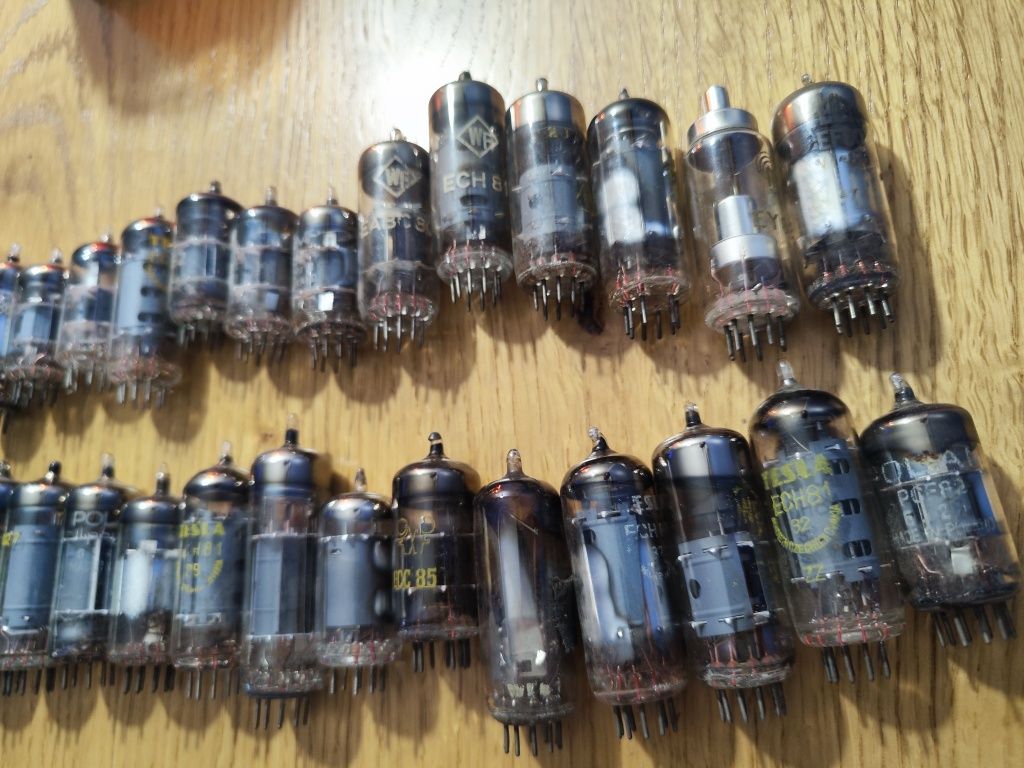 Lampy elektronowe z dawnych lat
