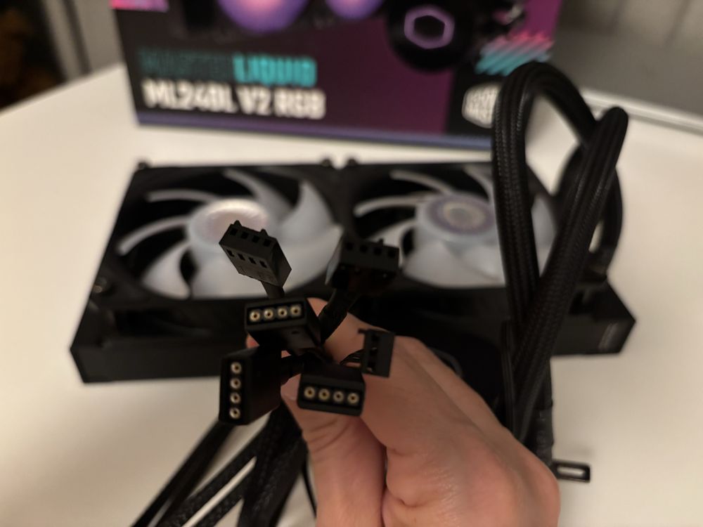 Chlodzenie wodne COOLER MASTER MasterLiquid ML240L v2 RGB