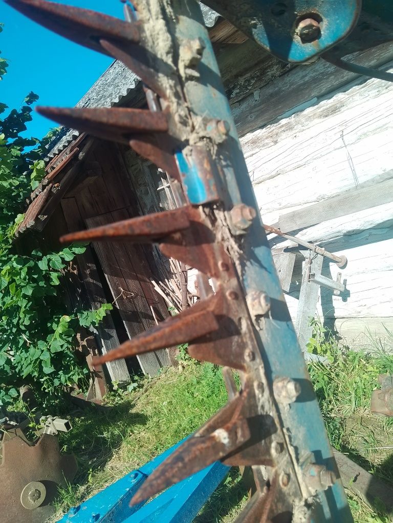 Продам тракторна косарка.