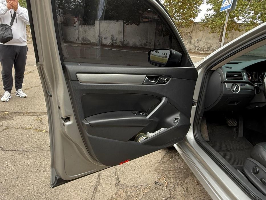 Volkswagen Passat 2013

auto

B7