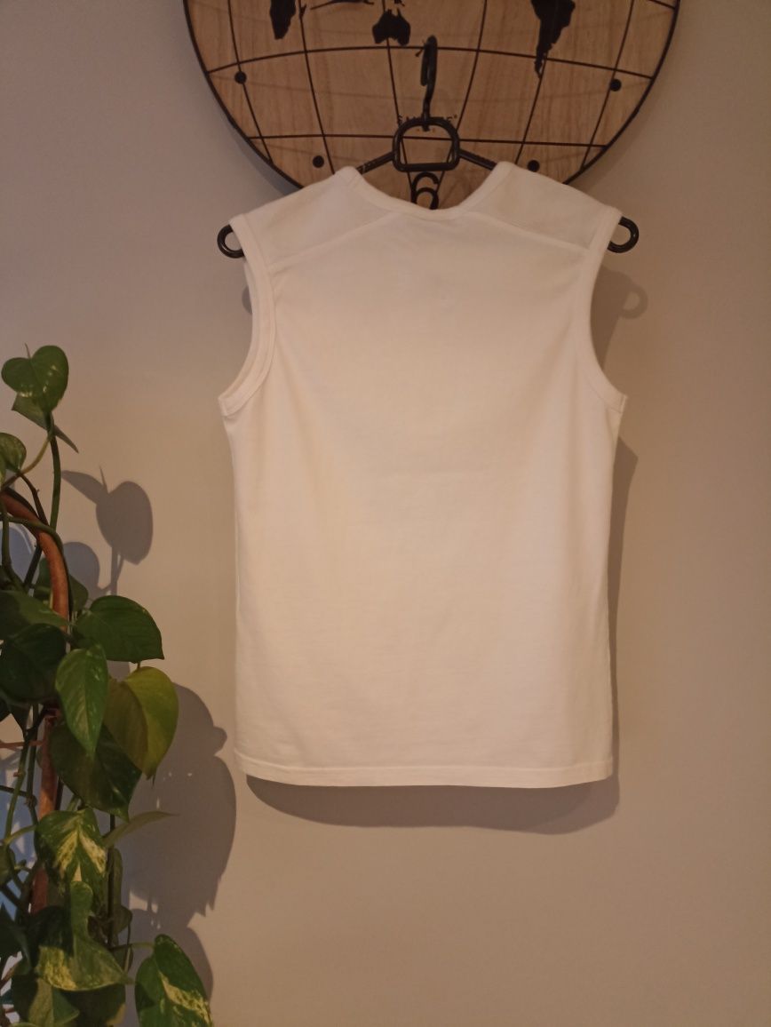 T-shirt biały z nadrukiem roz.146/152