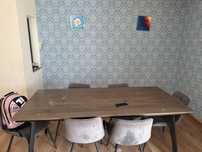 Mesa com 6 cadeiras