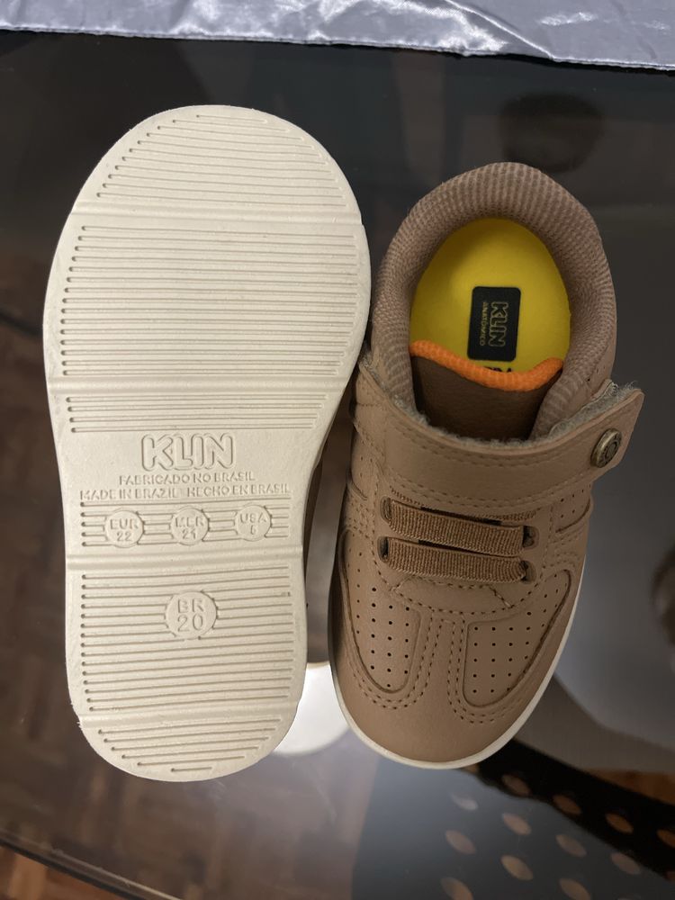 Tenis da novo,,,
