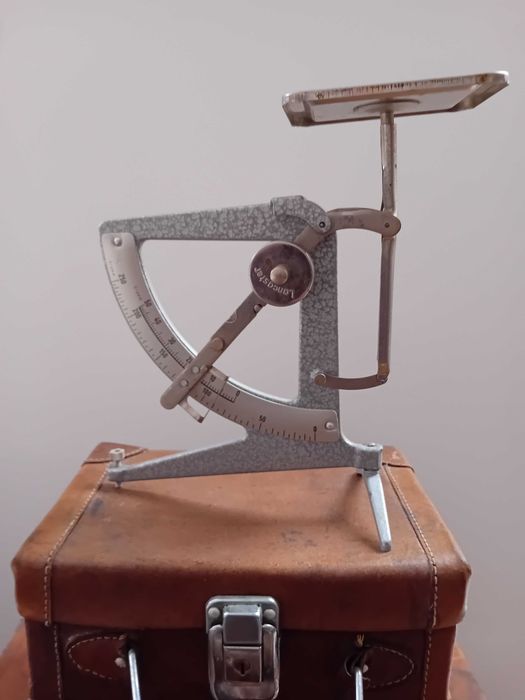 Balança antiga de cartas