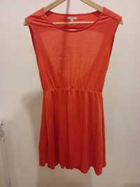 Vestido laranja com costas abertas