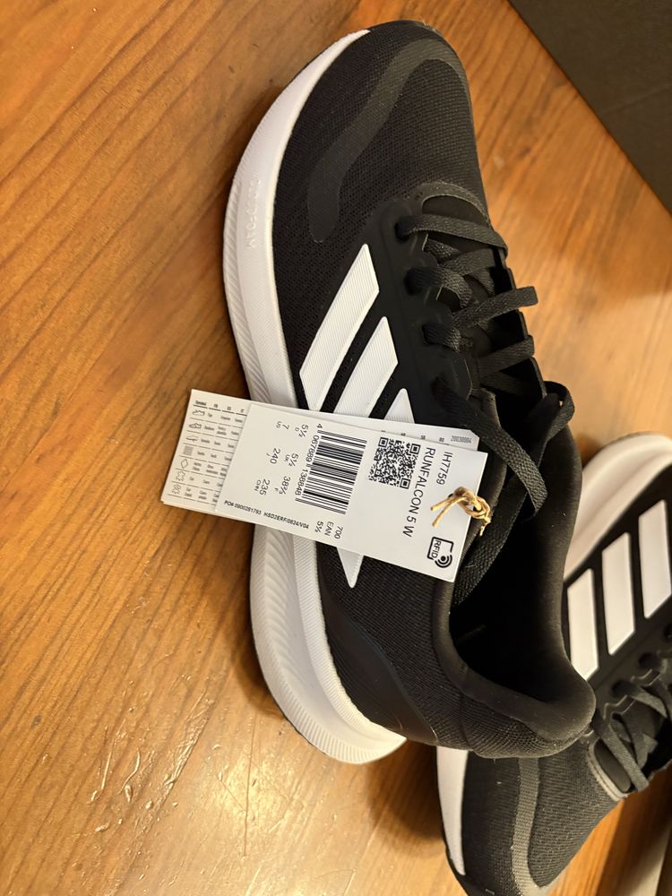 Sapatilhas Adidas de corrida