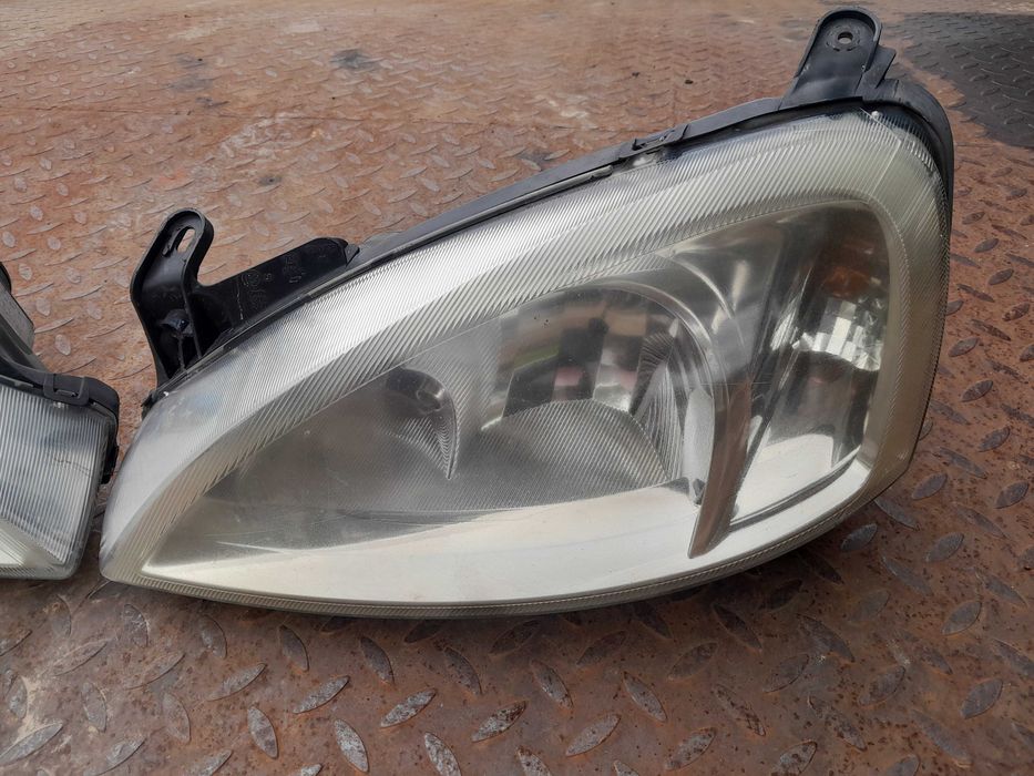 Opel corsa c lampa przednia lewa prawa H7 H1  H7 H7 valeo europa