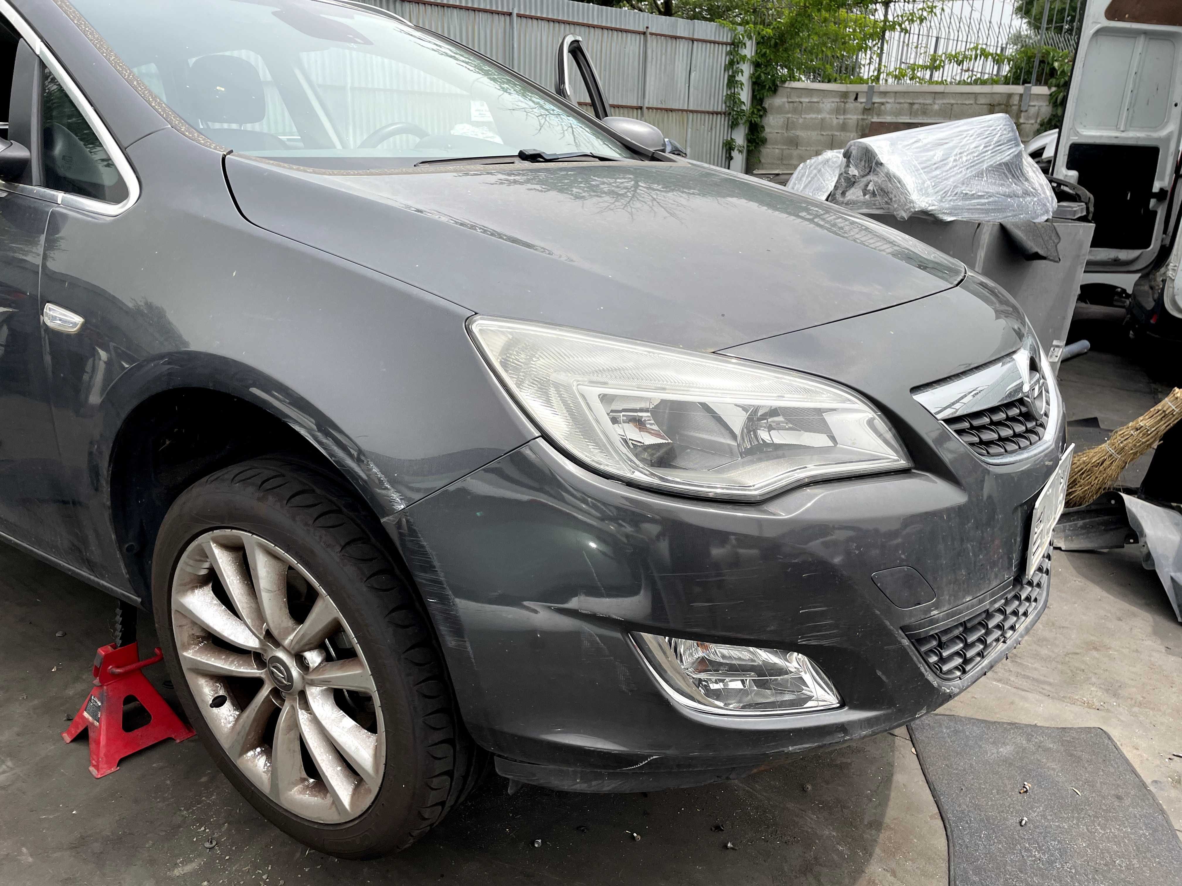 Opel Astra J Z177 KPL przód maska zderzak błotniki lampy europa