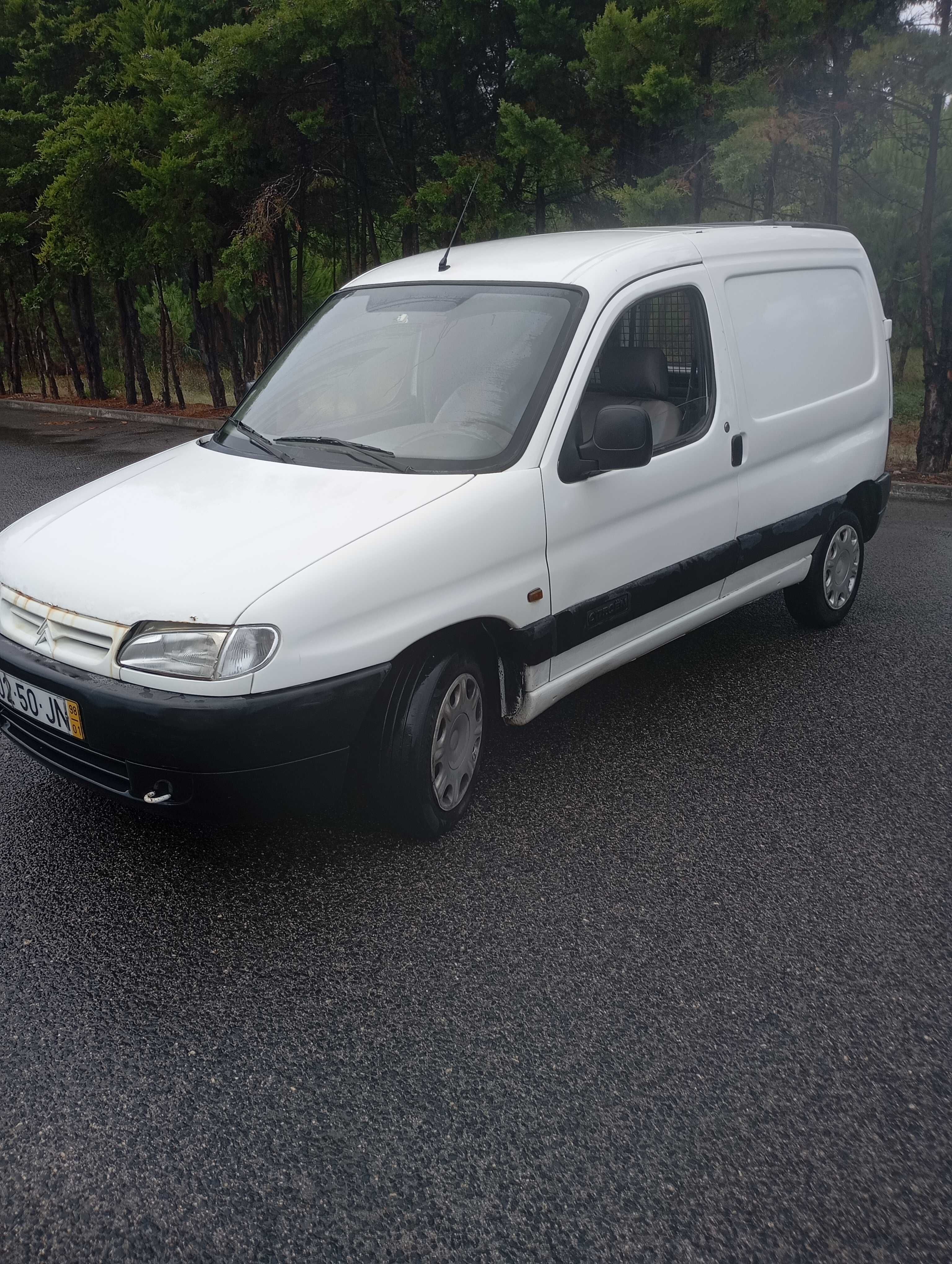 Berlingo de 99 com giraflon