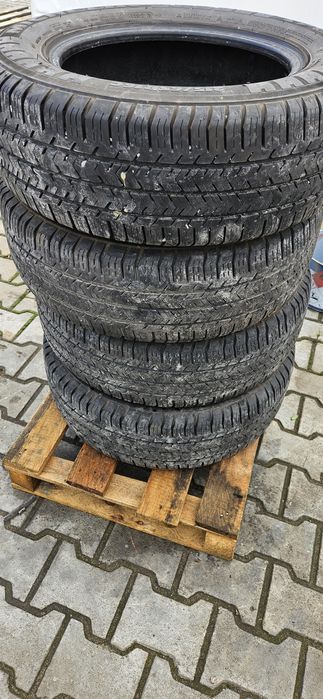 Sprzedam Opony 215 65 16c