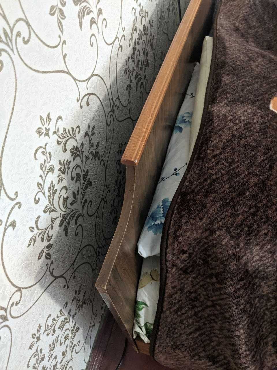 Кровать лiжко 140 x  180