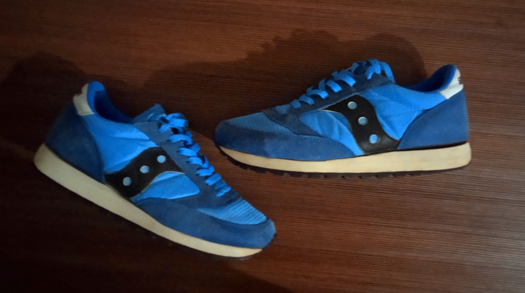 Кросівки від відомого бренду Saucony jazz.