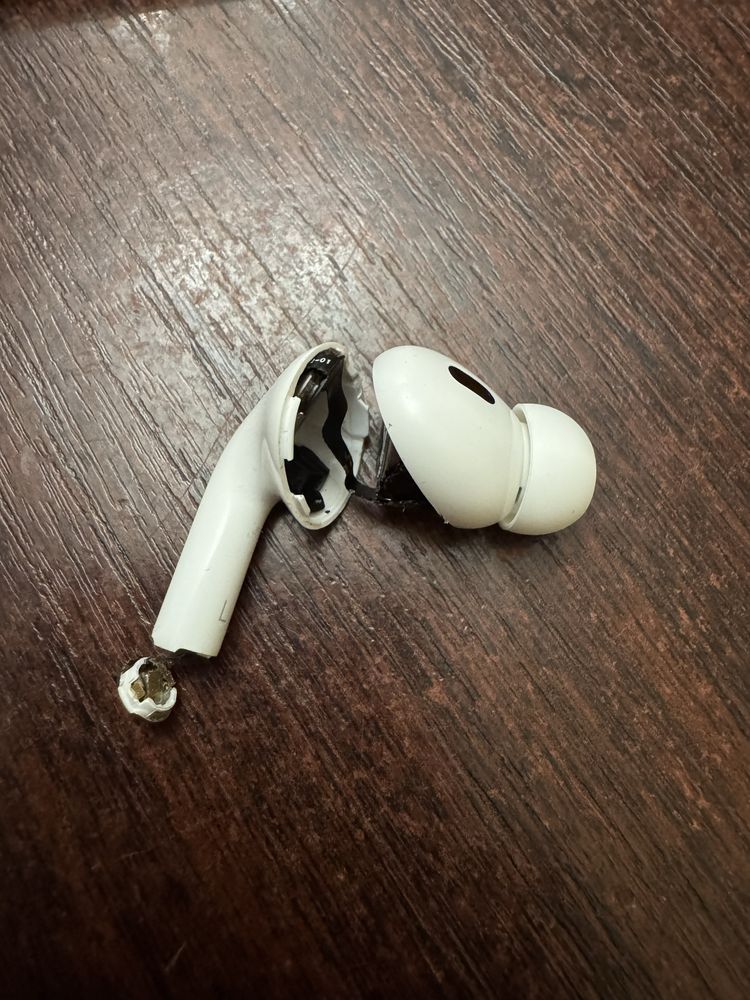 Навушник лівий Airpods 2 pro A3048
