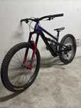 Bicicleta Trail/Enduro Polygon Siskiu T8 27.5