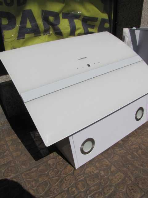 Okap kuchenny wyciąg 60cm szklany biały klarstein Clara