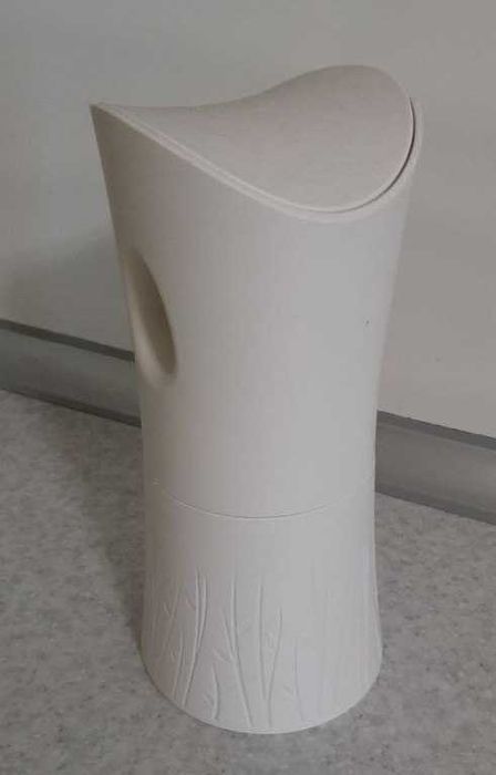 Автоматический освежитель воздуха