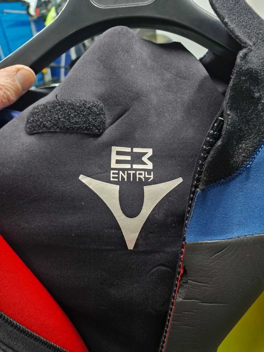 NEOPRENE  Neil Pride "Rise"  5´4