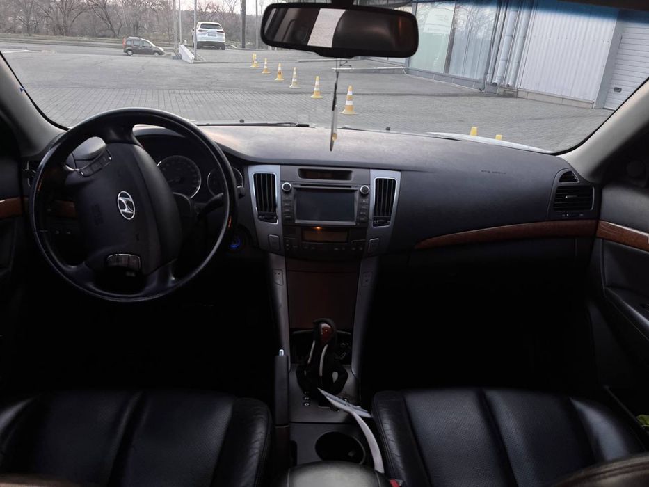 Hyundai Sonata NF 2.4 автомат