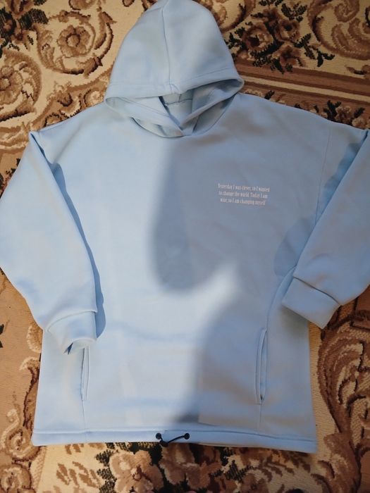 Продам худи новое