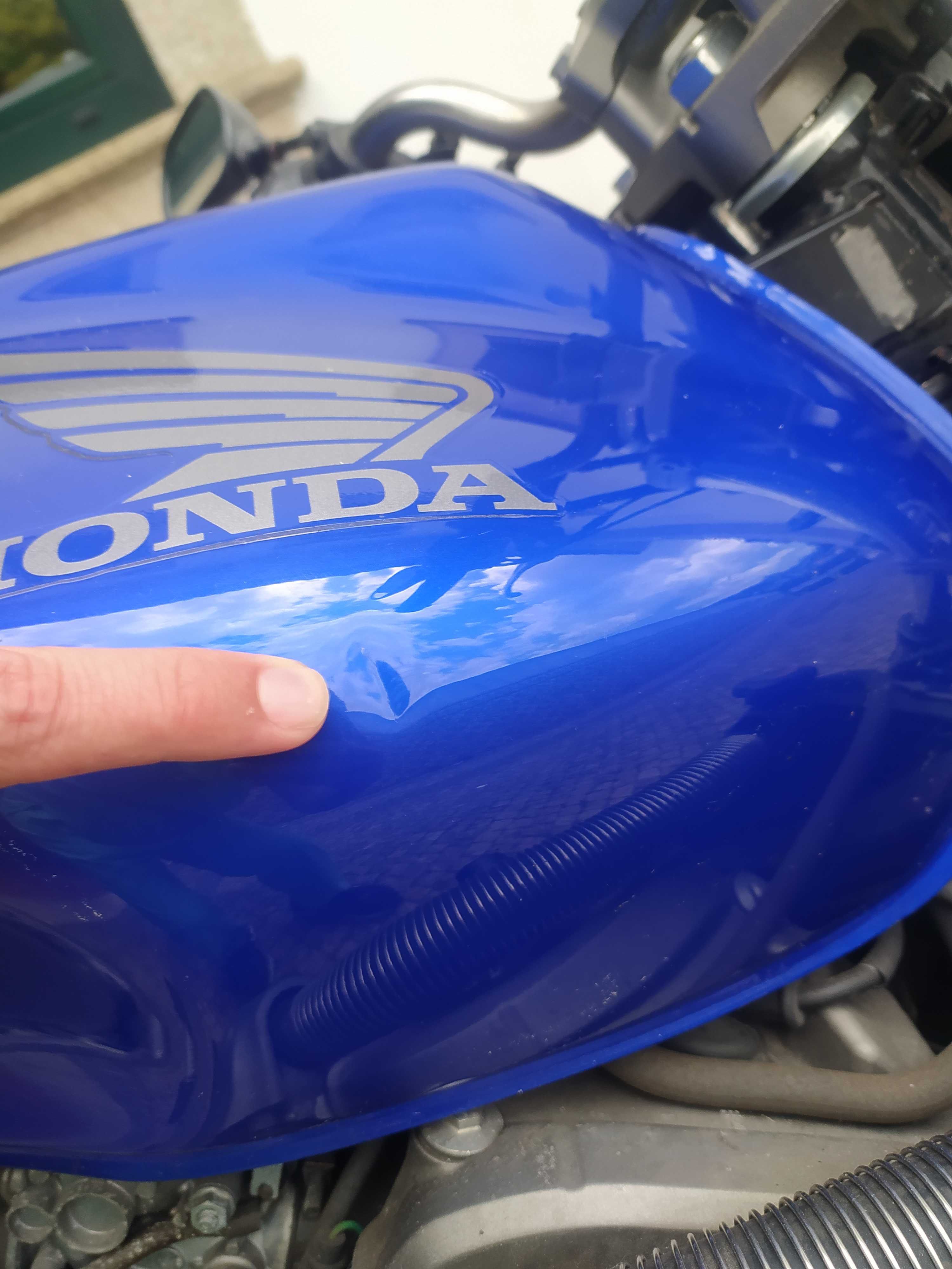 Mota Honda Hornet 600