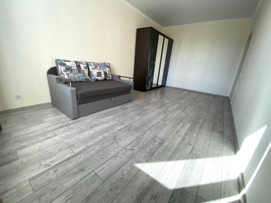 Справді Простора та Якісна Двушка В НБ біля Озера VS  ID: 39011