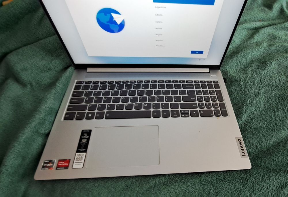 Laptop LENOVO IdeaPad Slim 5