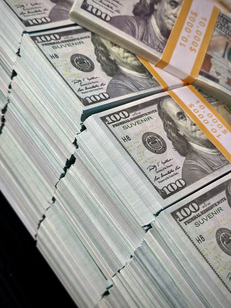 Бутафорскі гроші 100$ фейкові купюри сувенірні доллари бакси подарунок