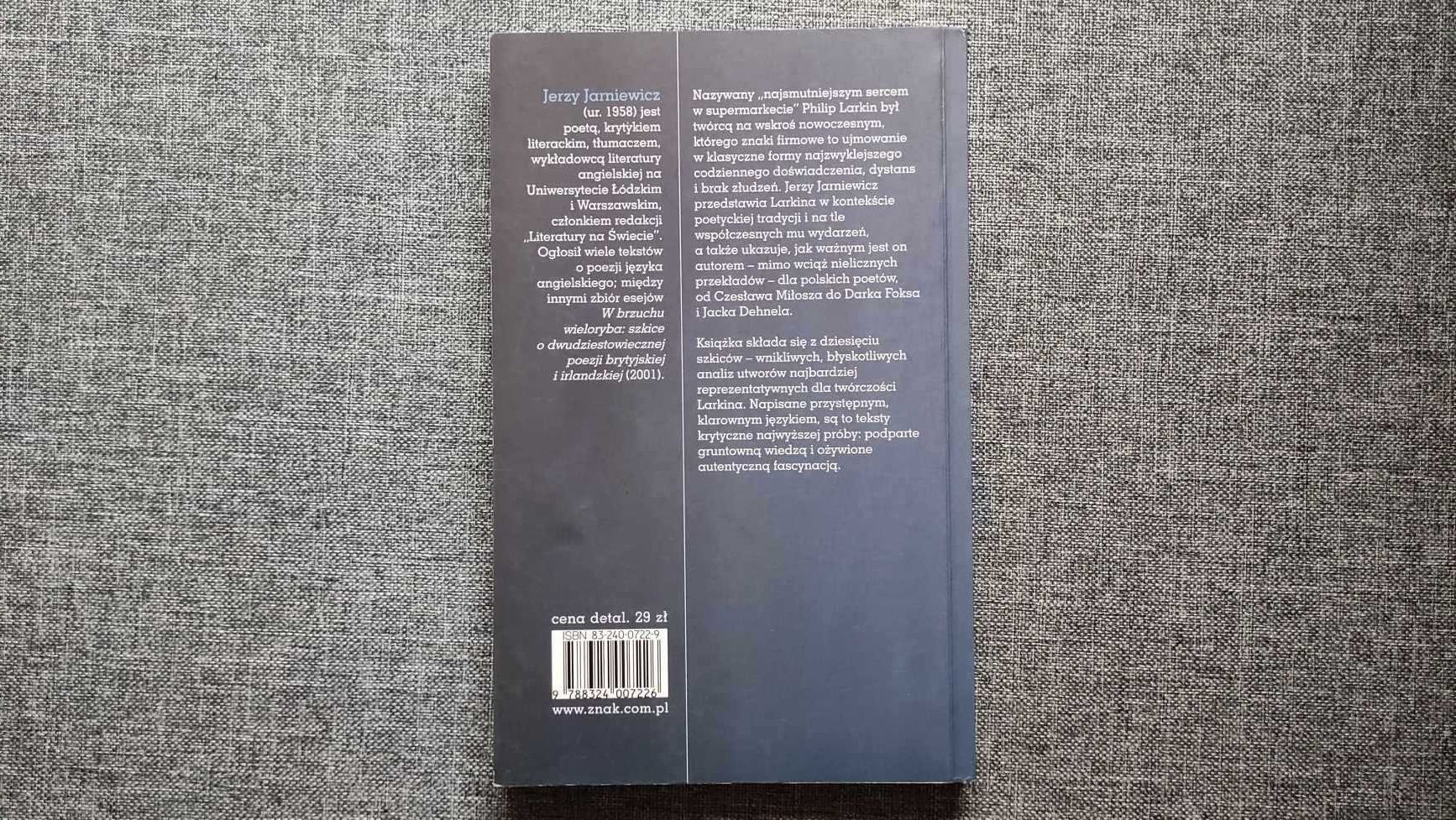 Larkin. Odsłuchiwanie wierszy - Jerzy Jarniewicz