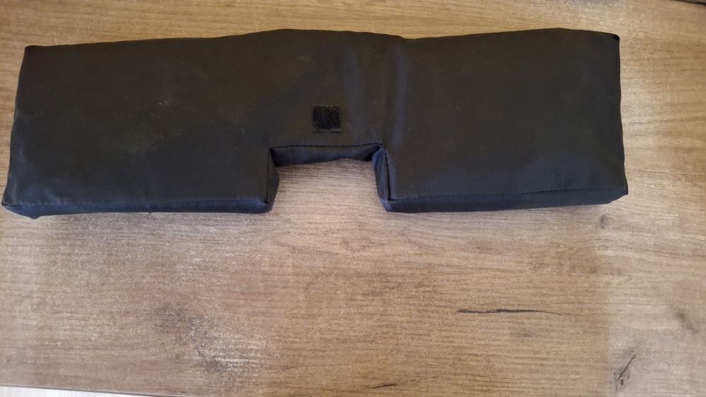 Sprzedam oryginalny apteczkę BMW