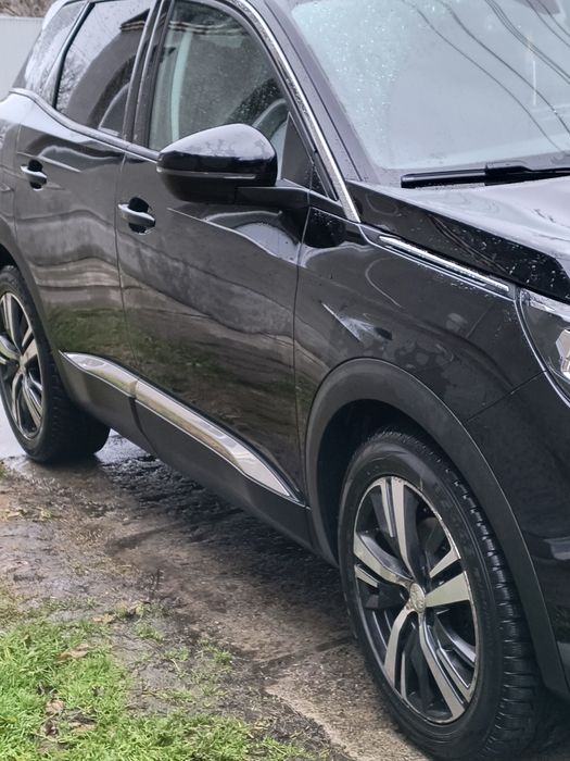 Продам Пежо 3008 2017року 1.6 стартстоп