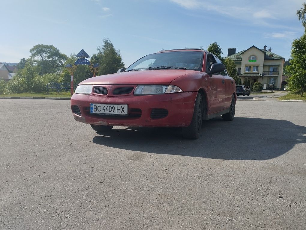 Продам Mitsubishi Carisma
