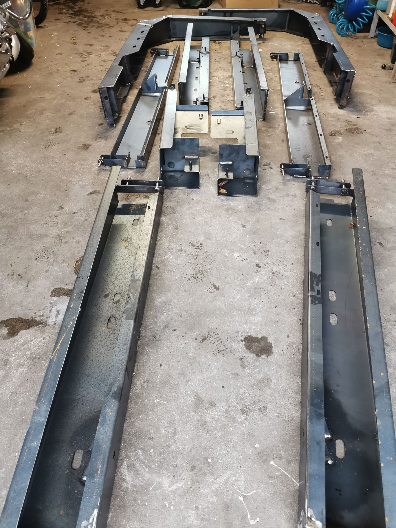 Zbiornik oleju hydraulicznego LOHR