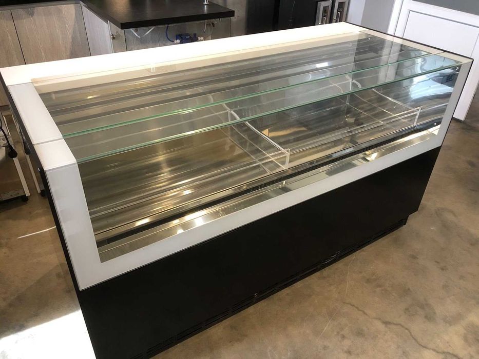 Кондитерська холодильна вітрина ISA Oneshow - НОВА