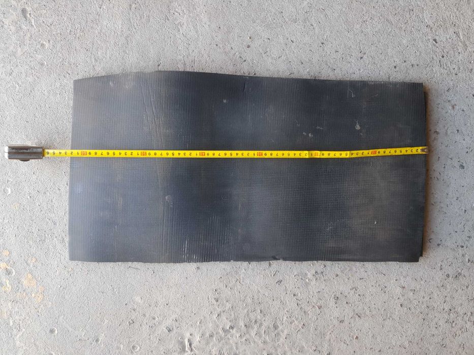 Коврик резиновый диэлектрический размер 620 х340 х9 мм резина мягкая