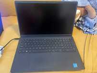 Dell Vostro 15 3510 – sprawny laptop, i3 11. generacji, 8 GB RAM