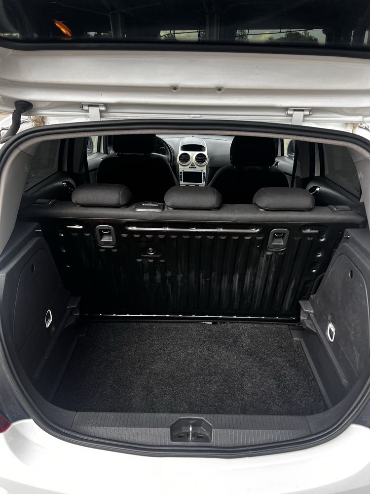 Opel Corsa D 2009
