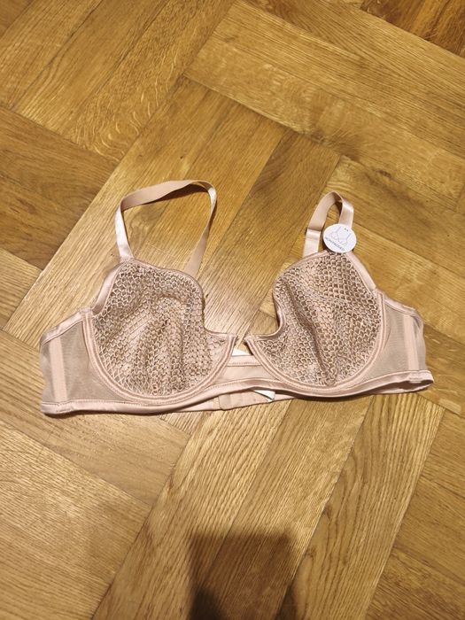 Nowy biustonosz Sinsay L 38B